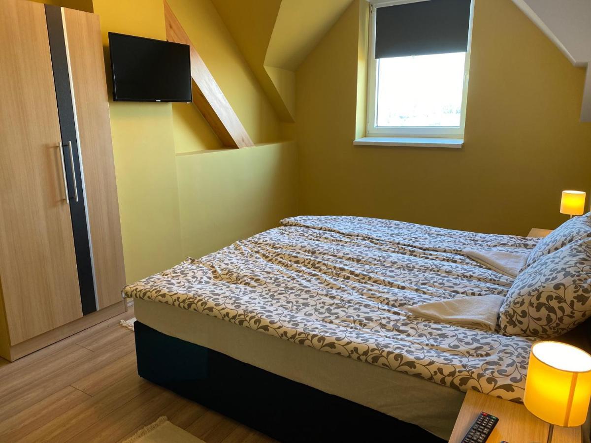Romahegy Rendezvenyhaz Bed and Breakfast Kaposvár Εξωτερικό φωτογραφία