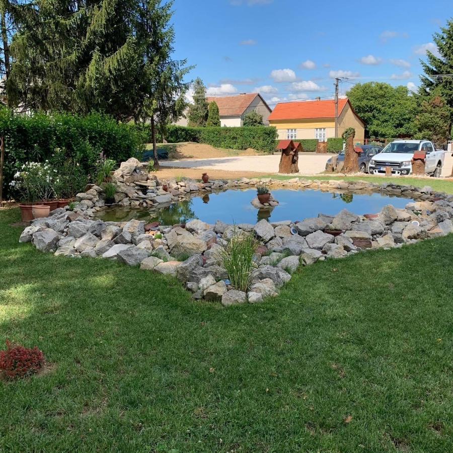 Romahegy Rendezvenyhaz Bed and Breakfast Kaposvár Εξωτερικό φωτογραφία